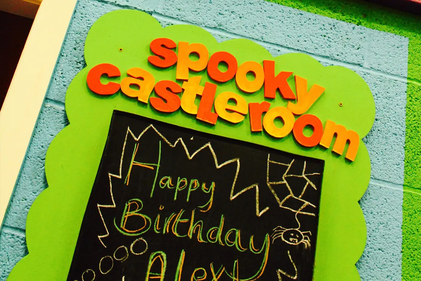 Party Spooky Castle Room Entrance